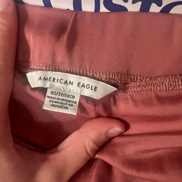 Light nutted pink skirt - Picture 3 of 3